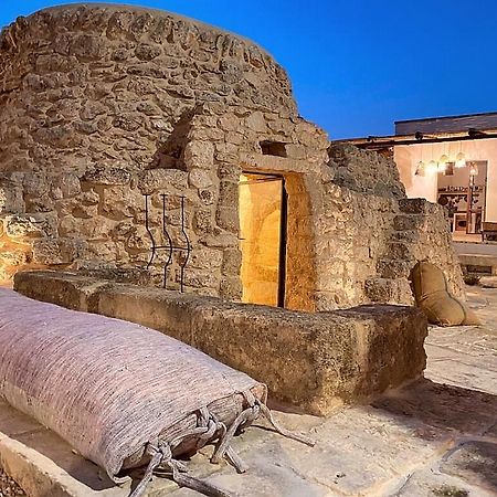 Trullo Santovia Bed & Breakfast Sant Isidoro  Exterior photo