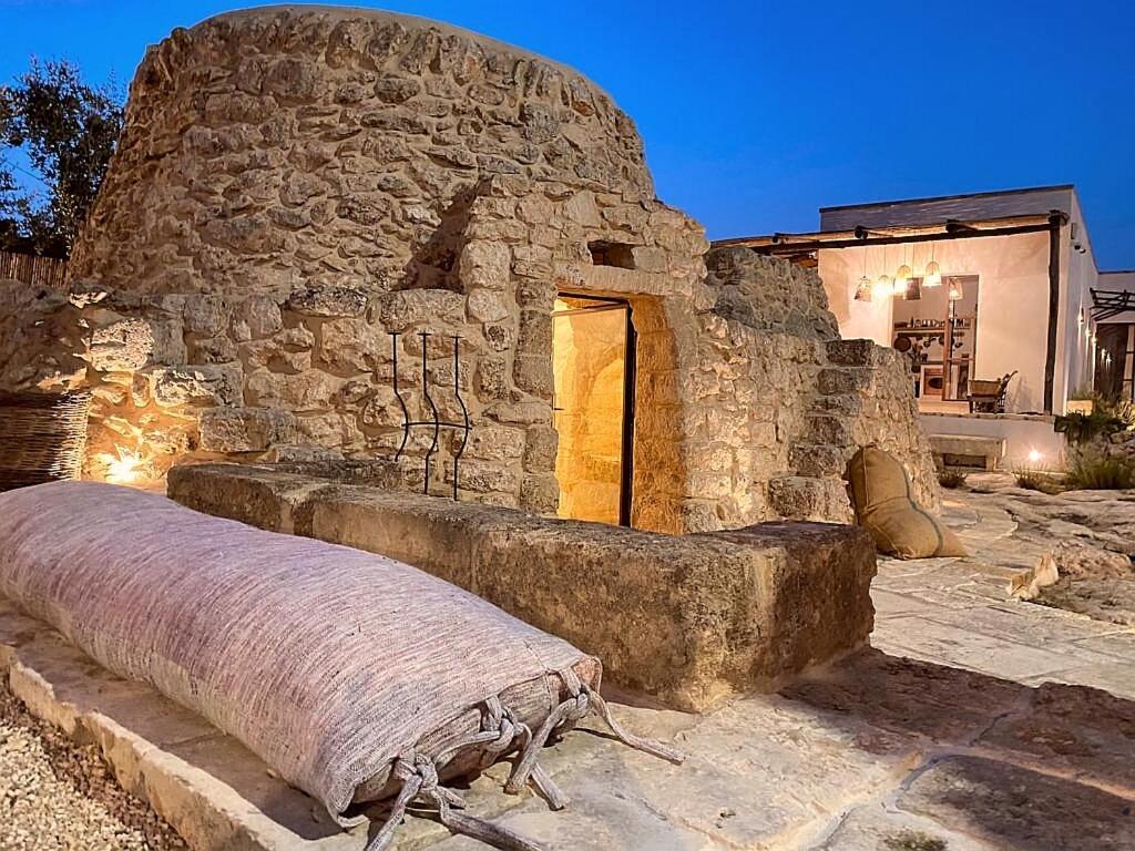 Trullo Santovia Bed & Breakfast Sant Isidoro  Exterior photo