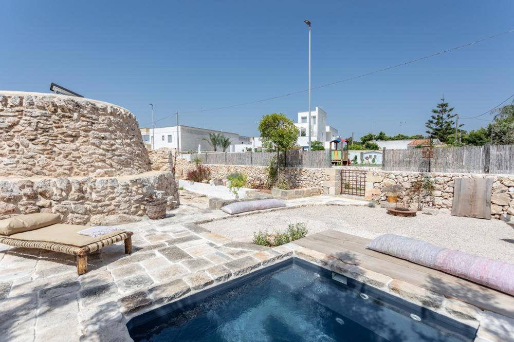 Trullo Santovia Bed & Breakfast Sant Isidoro  Exterior photo